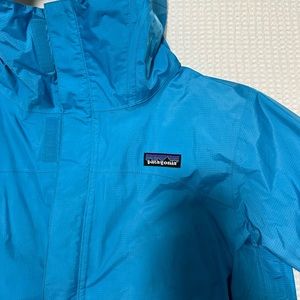 Blue Patagonia Women's Torrentshell Rain Jacket-Size Medium
